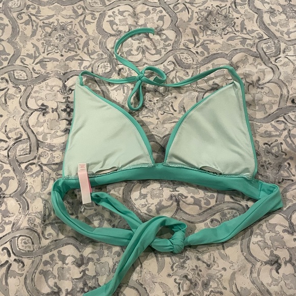 Victorias Secret Bikini Top - Picture 2 of 2
